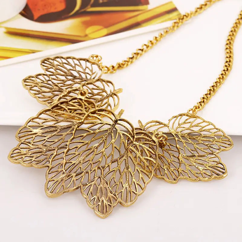 Hollow Leaf Necklace